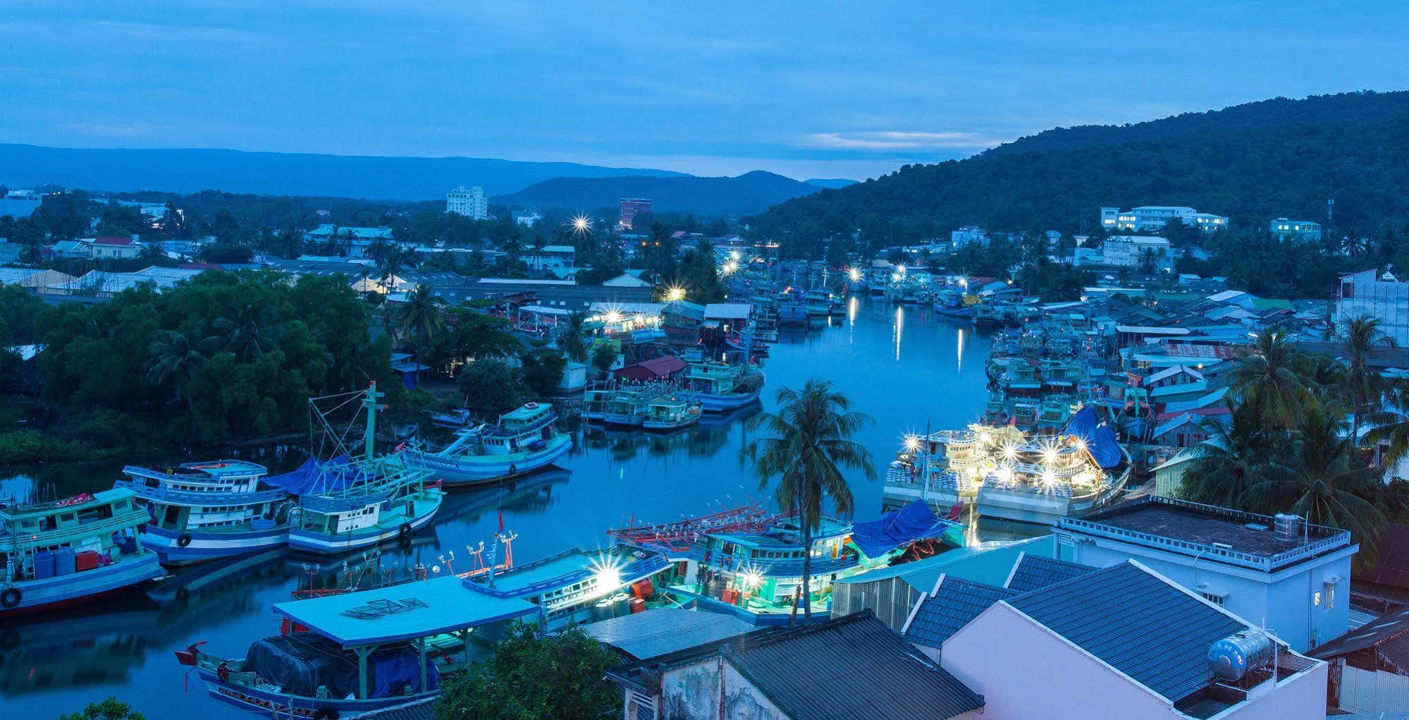 Blue Sky Phu Quoc Hotel Εξωτερικό φωτογραφία